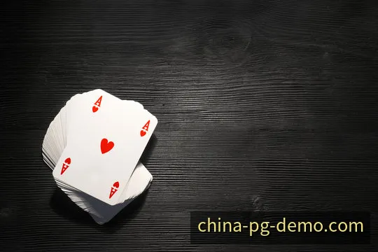 移动设备与桌面设备访问游戏平台的示意场景